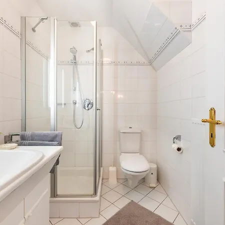 - Herrenhof Nr 7 Leevhues * Wrixum