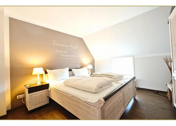 - Herrenhof Nr 7 Leevhues * Wrixum